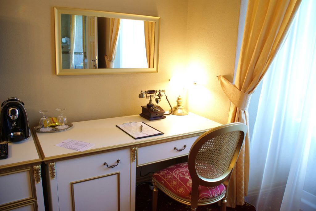 deluxe double room | room amenity
