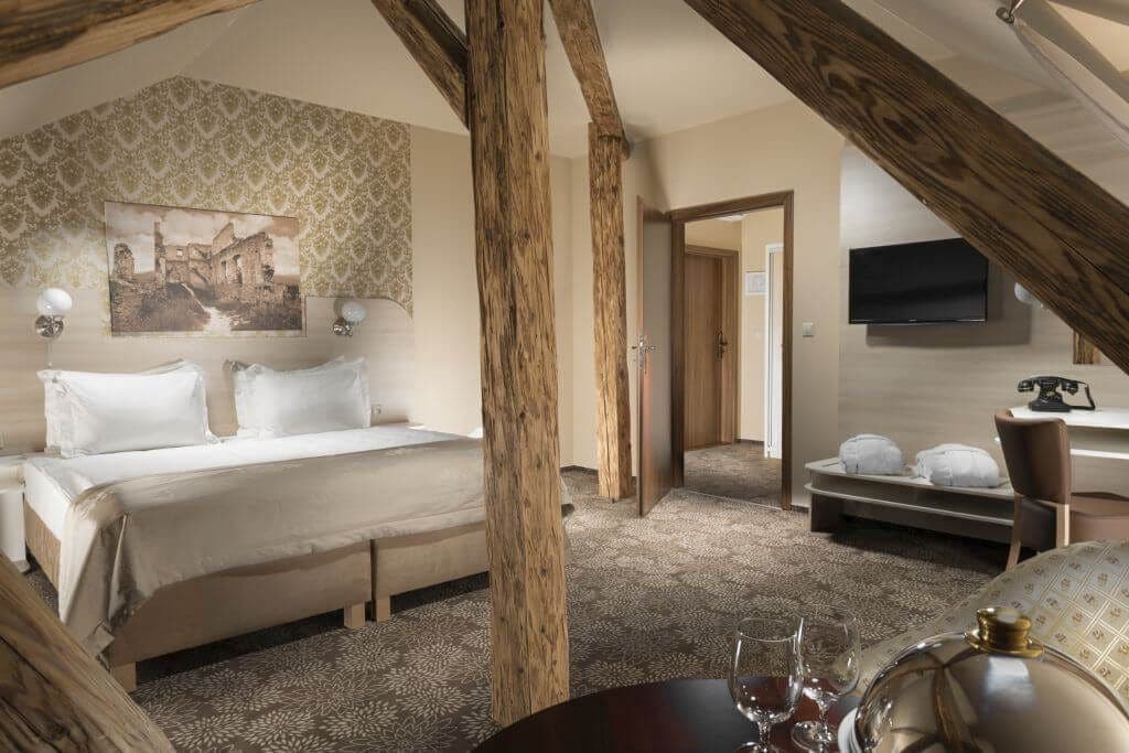 minibar, in-room safe, desk, soundproofing