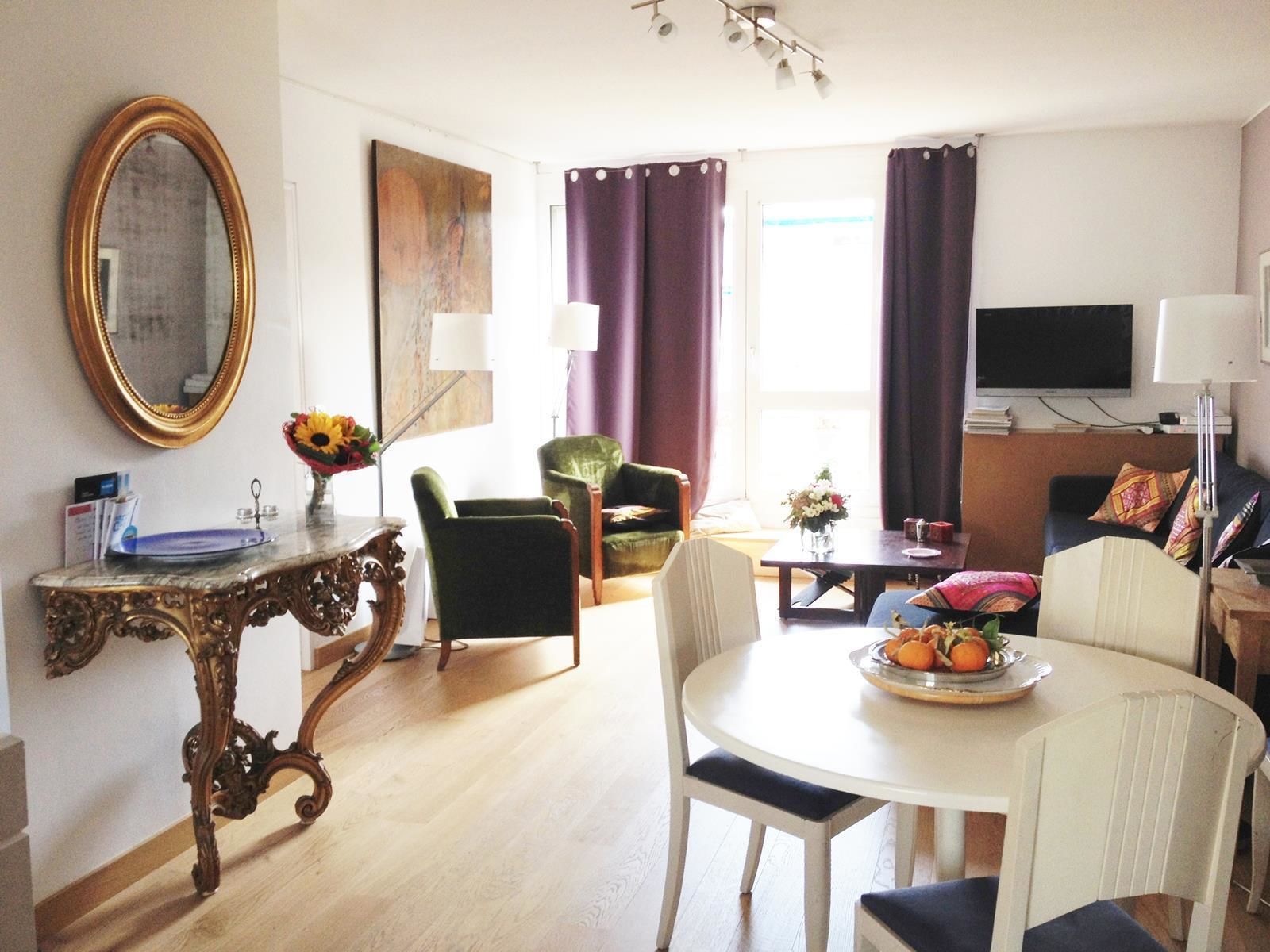 Photo - La Petite Maison