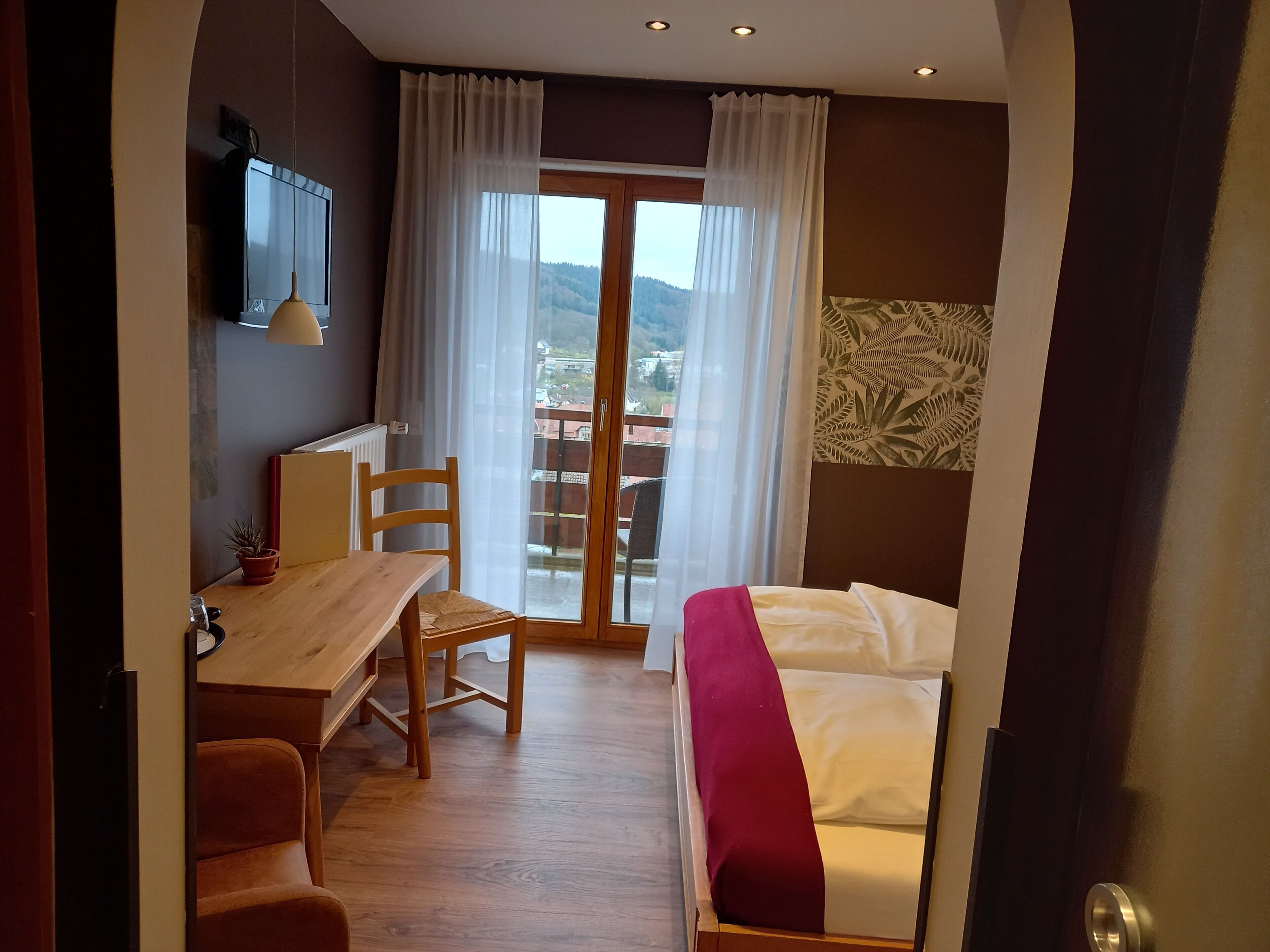 Standard Double Room | Desk, blackout curtains, iron/ironing board, free WiFi