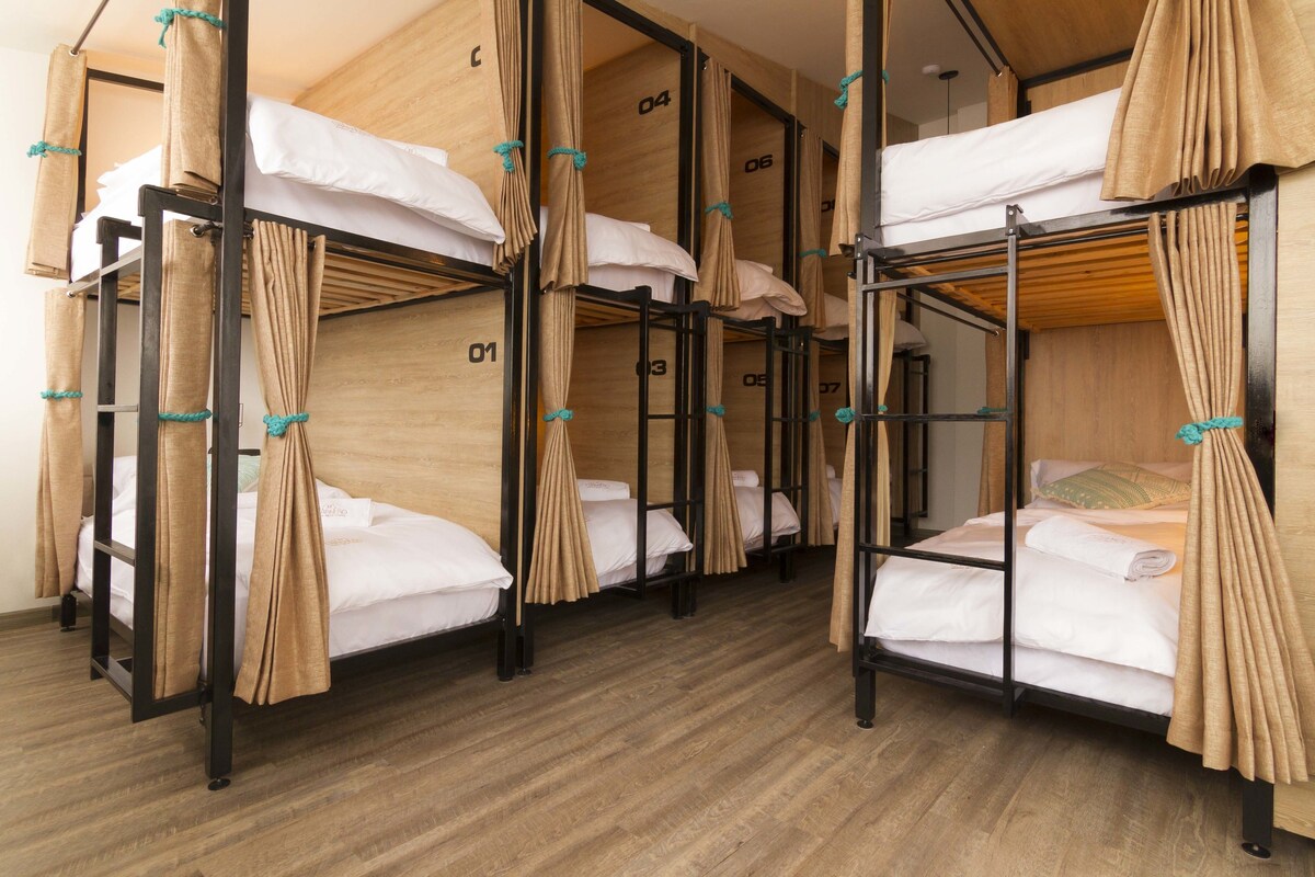 Gemeinsamer Schlafsaal, Mehrere Betten, Gemeinschaftsbad (12 people) | Bettwäsche aus ägyptischer Baumwolle, hochwertige Bettwaren