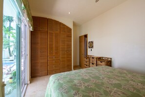 Condo, 1 Queen Bed, Non Smoking