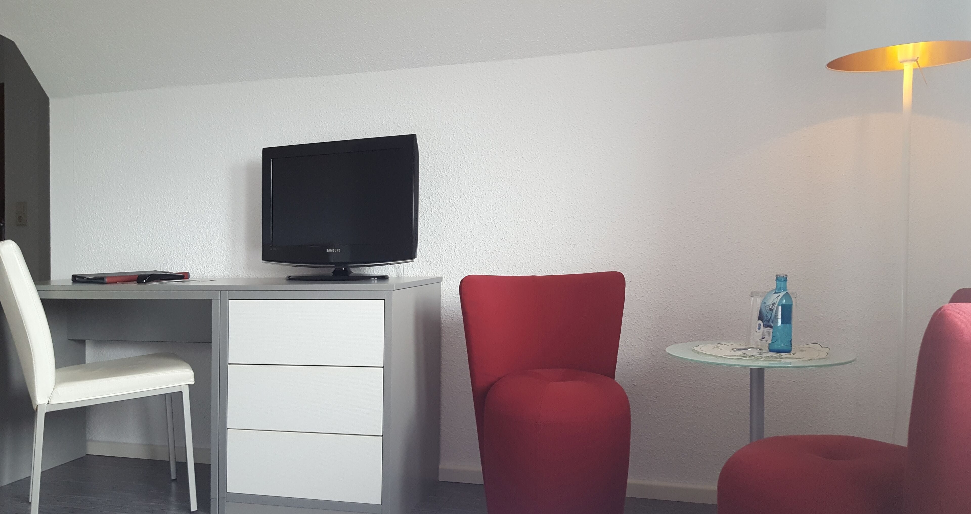 comfort double room | desk, iron/ironing board, cots/infant beds, rollaway beds