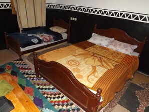 Room, Multiple Beds