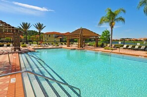Outdoor pool - Bella Vida Resort 4569GALIE - Three Bedroom Townhome (Kissimmee)