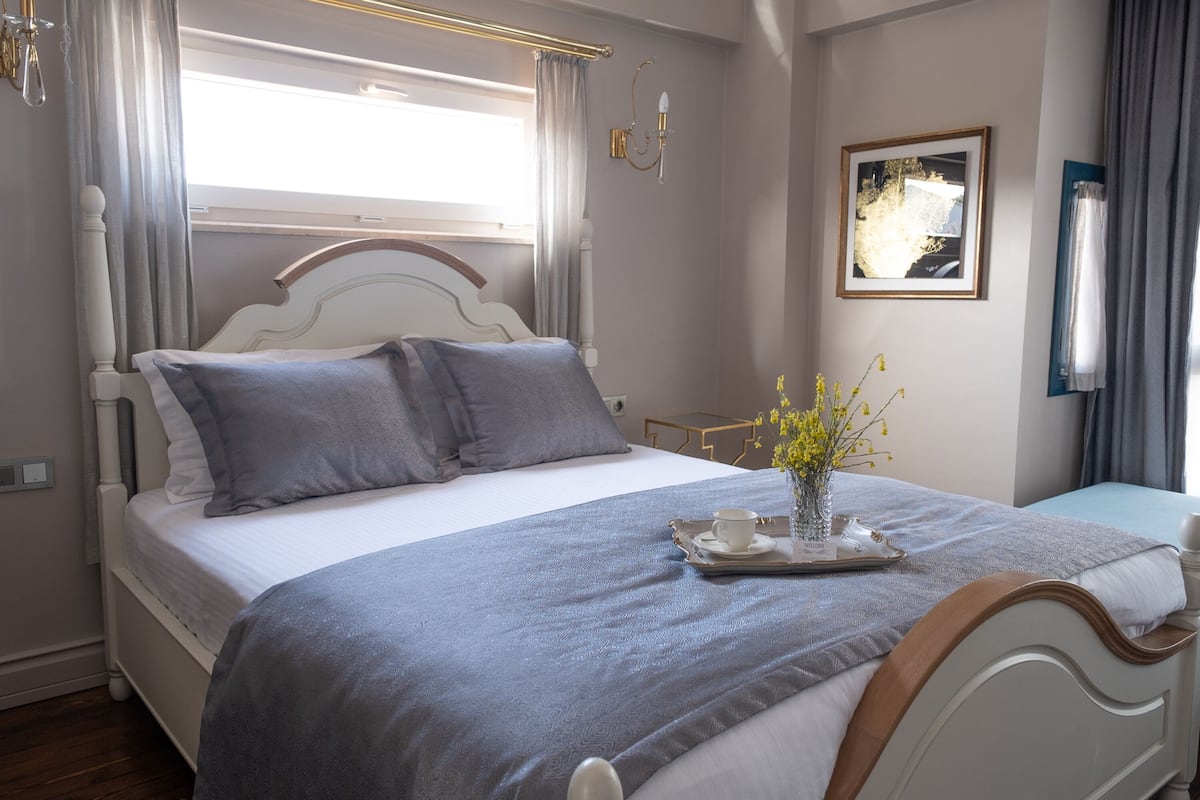 Deluxe-Dreibettzimmer | Hochwertige Bettwaren, kostenloses WLAN, Bettwäsche