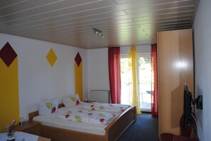 Premium bedding, free WiFi, bed sheets - Landgasthof Gruß (Brilon)