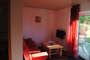 Flat-screen TV - Landgasthof Gruß (Brilon)