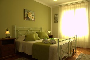 Apartment, 3 Bedrooms, Private Pool, Garden View