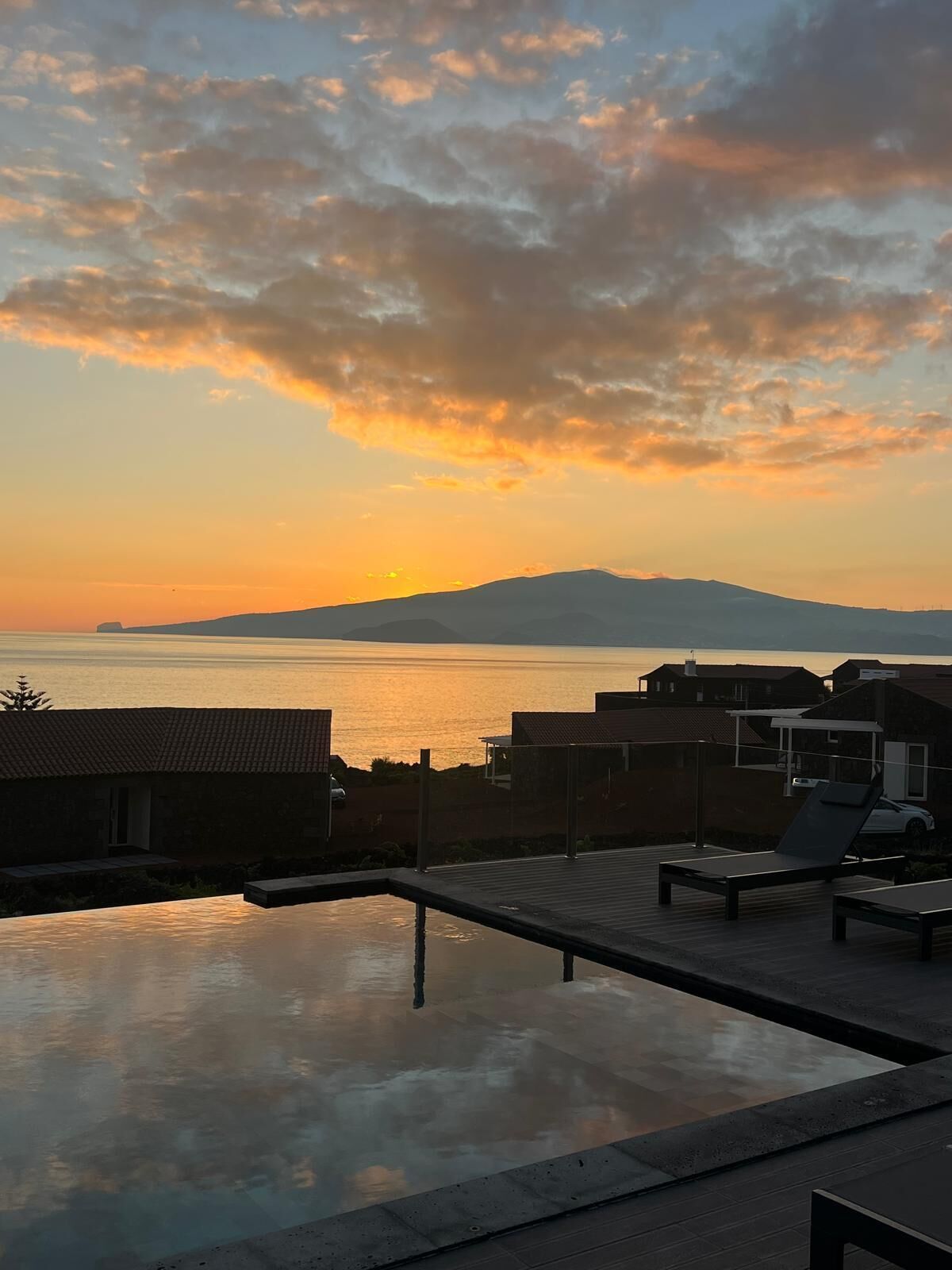 Sesongbasert utendørsbasseng