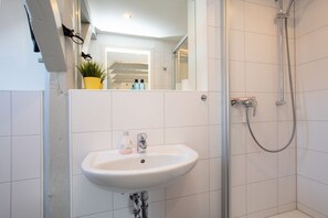 Studio, 1 Double Bed with Sofa bed | Bathroom shower - Wertschätzer II - Unter der Wehme (Detmold)
