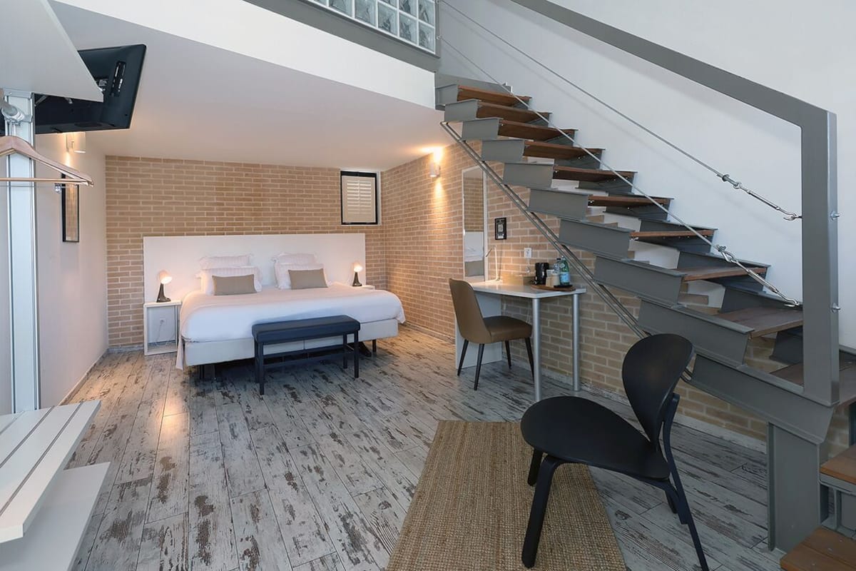 Habitación de diseño doble | Escritorio, sistema de insonorización, cunas gratuitas y wifi gratis