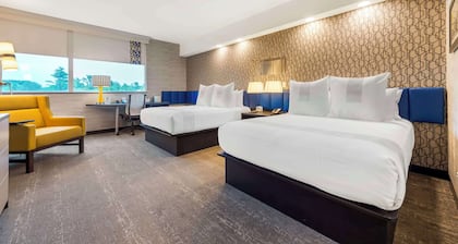 GLō Best Western Kanata Ottawa West