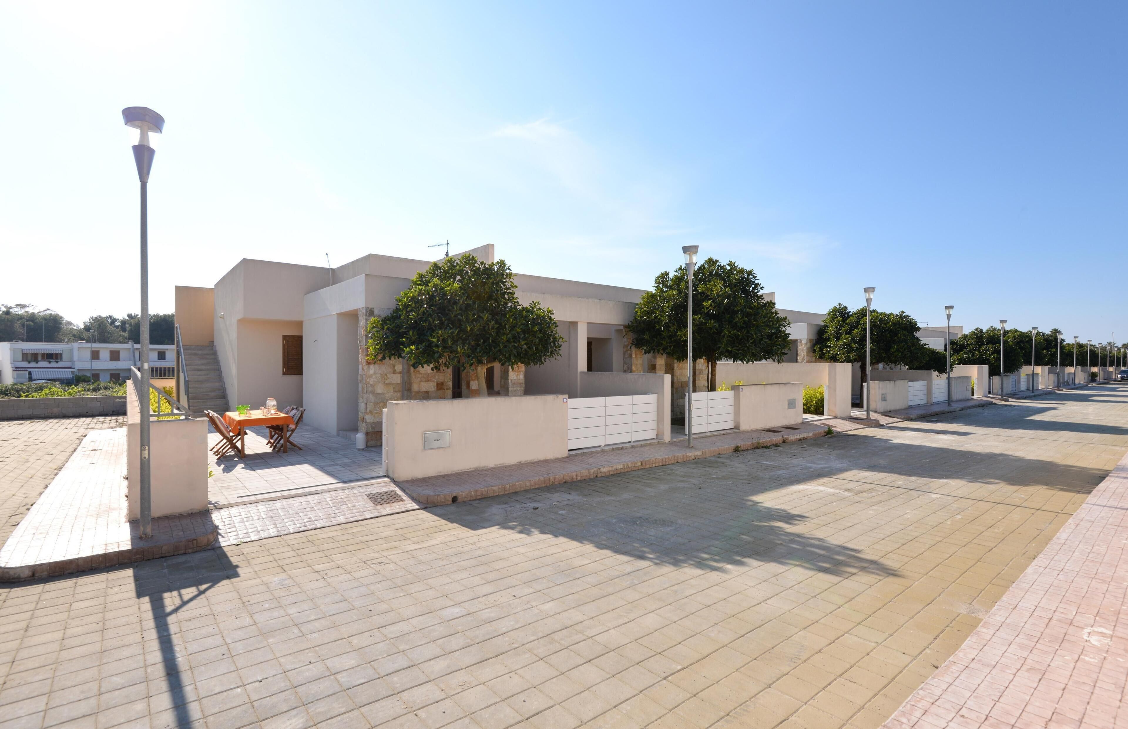 2 多间卧室、迷你吧、客房内保险箱、办公桌