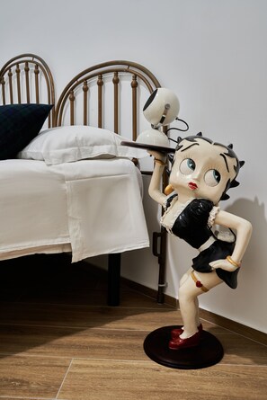 Double Room, Non Smoking | In-room safe, desk, blackout curtains, iron/ironing board - Palazzo Bevilacqua Napoli B&B (Naples)