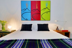 In-room safe, desk, blackout curtains, iron/ironing board - Palazzo Bevilacqua Napoli B&B (Naples)