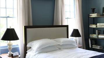 Standard Room, 1 Queen Bed, Non Smoking | Egyptian cotton sheets, premium bedding, down comforters