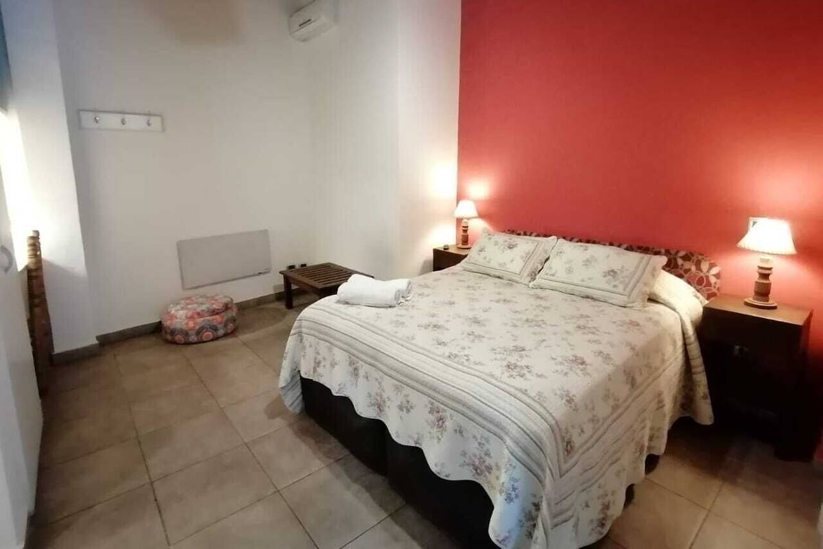 Standard Double Room | In-room safe, WiFi (free), bed sheets