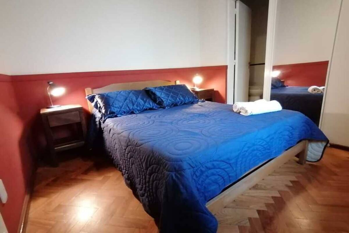 Basic Double Room | In-room safe, WiFi (free), bed sheets
