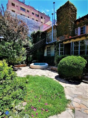Terrace/patio - Alamo Hostel & Suites (Mendoza)