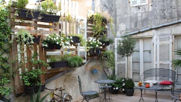 Standard Double Room, Terrace (1er étage ) | Exterior