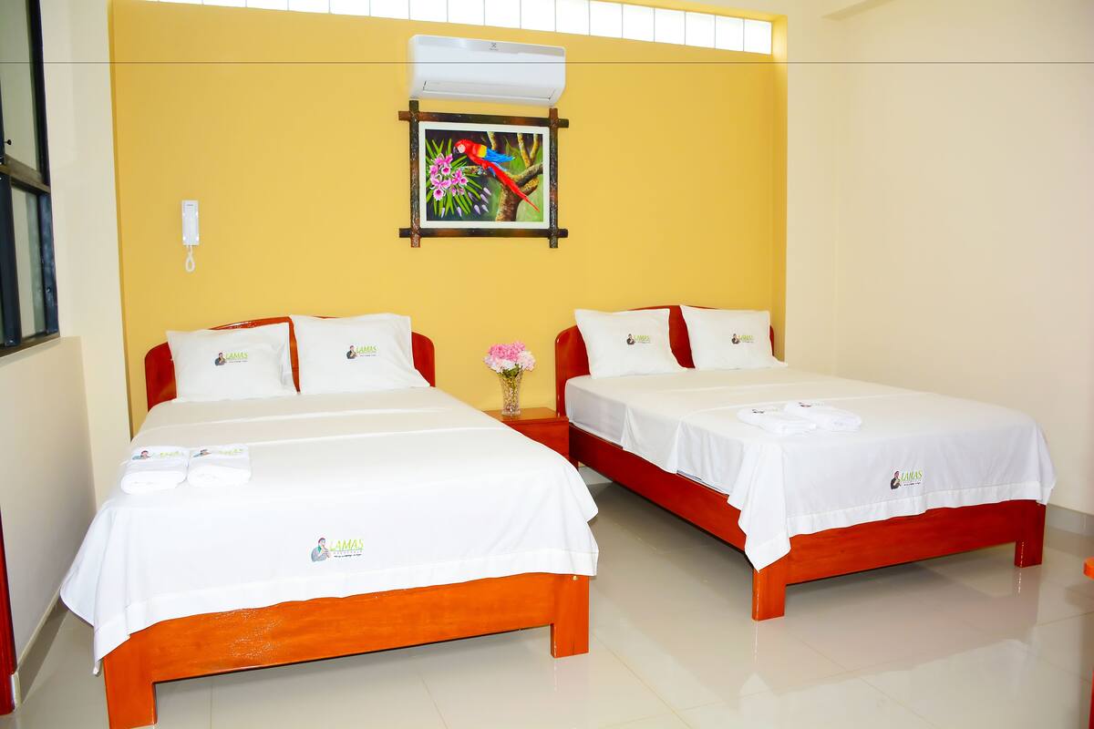 Twin Room, Multiple Beds, Private Bathroom