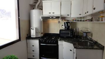 Superior Apartment, 1 Bedroom | Private kitchen