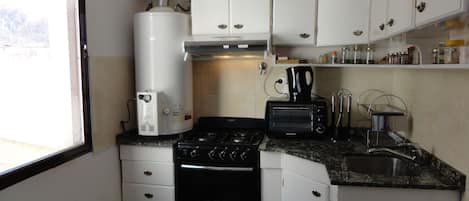 Superior Apartment, 1 Bedroom | Private kitchen