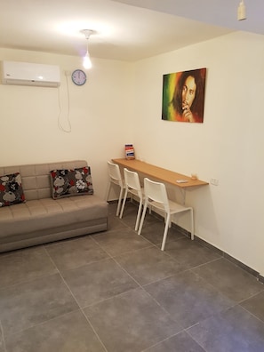 Lägenhet - 1 dubbelsäng med bäddsoffa | Gratis wi-fi och sängkläder