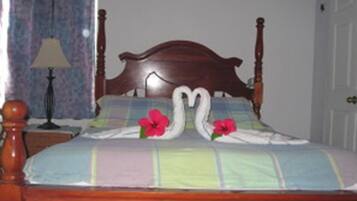 Cottage, Multiple Beds, Non Smoking | 2 bedrooms, free WiFi