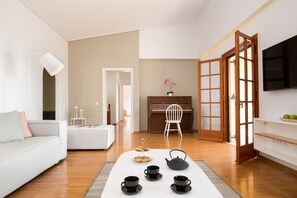 Luxury Villa, 4 Bedrooms, Sea View | Living area