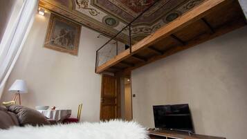 Superior-Suite, 1 King-Bett und Schlafsofa, Nichtraucher | Wohnbereich