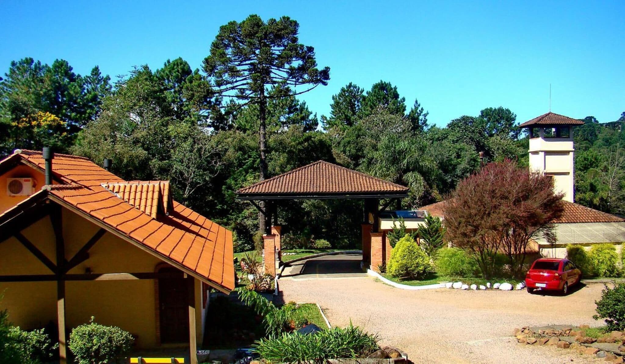 المنشأة من الخارج