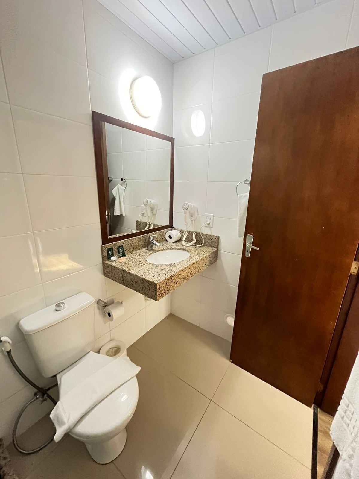 basic double room | bathroom | shower, hair dryer, towels