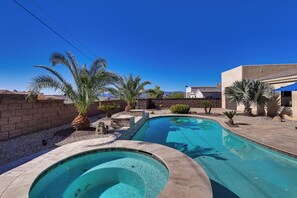 A heated pool - Pool & Hot Tub: Luxe Lake Havasu Home (Lake Havasu City)