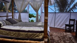 Habitación básica doble, 1 cama de matrimonio grande, no fumadores | Wifi gratis y ropa de cama