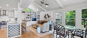 Spectaculaire maison 4 BR au bord du lac, quai en eau profonde privé sur la péninsule