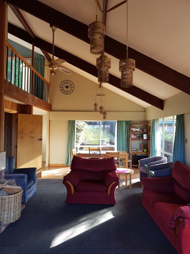Cosy spacious Chalet Experience. Beautiful views.