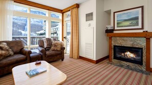 Televisor i llar de foc 