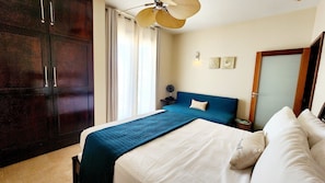 2 chambres, fer et planche à repasser, Wi-Fi gratuit, draps fournis