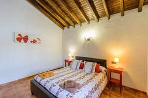 3 bedrooms, iron/ironing board, free WiFi, bed sheets - Cubo's Casa La Viña / private pool / air conditioning / free wifi (Alhaurín el Grande)