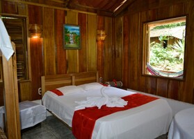 Standard Cabin, Mountain View | Hypo-allergenic bedding, free WiFi, bed sheets