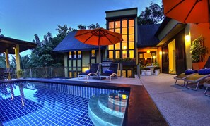 Piscina externa