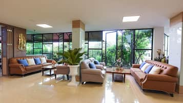 Sala de estar en el lobby