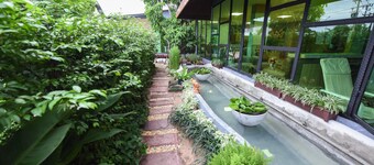 วิช โฮเทล อุบล