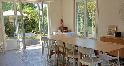 funktionelle Einfamilienhaus von 115 m2 auf 2 Ebenen, mit einem umzäunten Garten