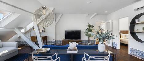 Smart-TV, Videospiele, Bücher, Musikbibliothek