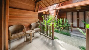 Classic Bungalow, 1 Bedroom, Smoking, Garden View | Hageutsikt