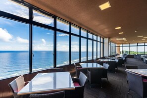 Restaurant - Ocean's Resort Villa Vorla (Miyakojima)