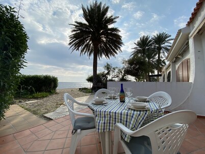 Charming bungalow located on the edge of the beach